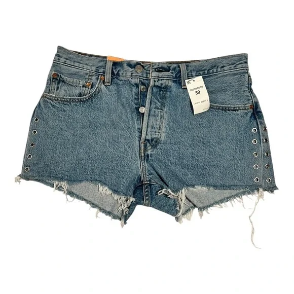 NWT Levi's 501 Denim‎ Shorts Women's 30 Light Wash Frayed Hem Classic Style - Picture 3 of 14